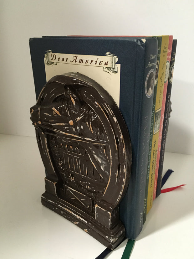 Syroco 1930s Vintage Bookends Hand painted Distressed Horse Fence Horseshoe