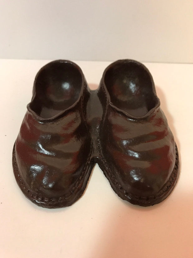 Syroco Wood Figural Pair of Mens Shoes/Slippers Hand painted Brown 1940s  5 1/4&quot; x 4 1/2&quot; Collectible