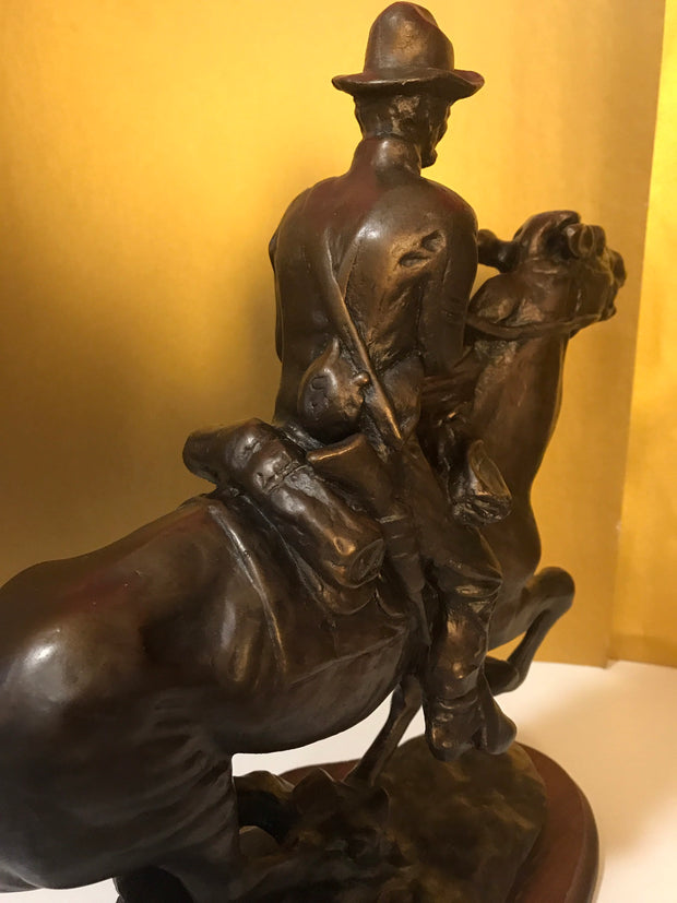 Vintage “Trooper of the Plains” Frederic Remington Chesapeake Reproductions Inc Large Sculpture on Wood Platform