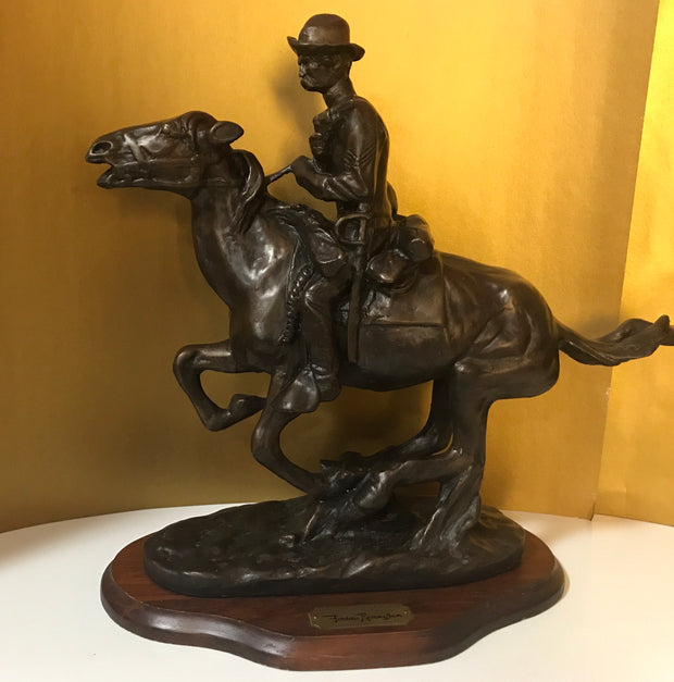 Vintage “Trooper of the Plains” Frederic Remington Chesapeake Reproductions Inc Large Sculpture on Wood Platform