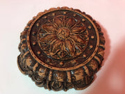 Syroco Wood Carved Flower 1940s Covered Round Box Trinket Living Room Den Shelf Home Decor Collectable
