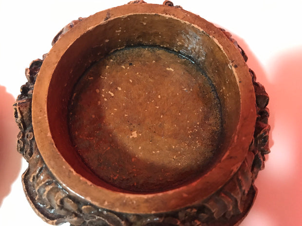 Syroco Wood Carved Flower 1940s Covered Round Box Trinket Living Room Den Shelf Home Decor Collectable