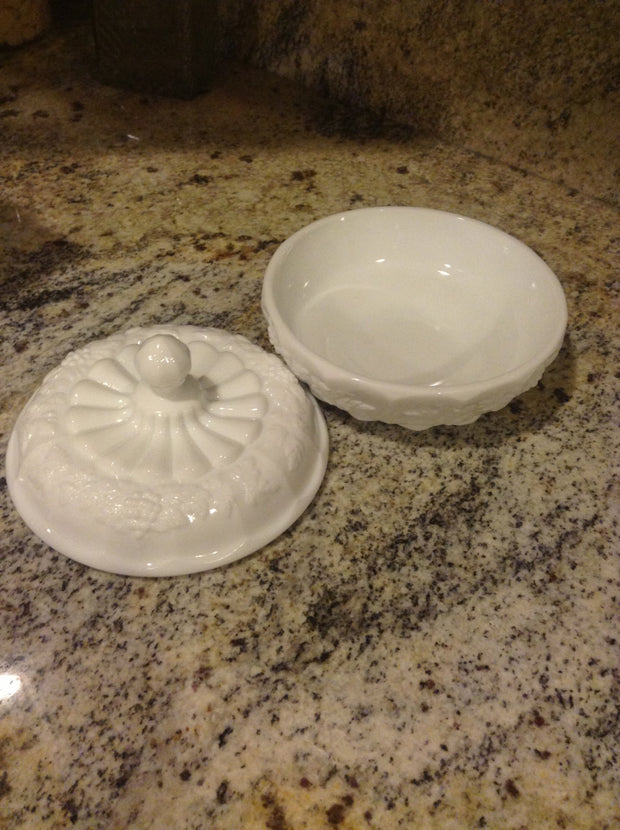 Westmoreland Small Covered Bowl Candy Dish
