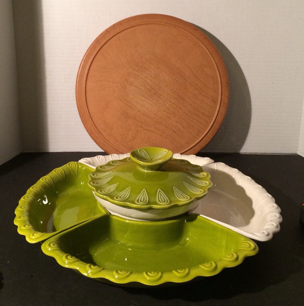 California Potteries Avocado chip & dip Sectional on Wood Spinner  1950s