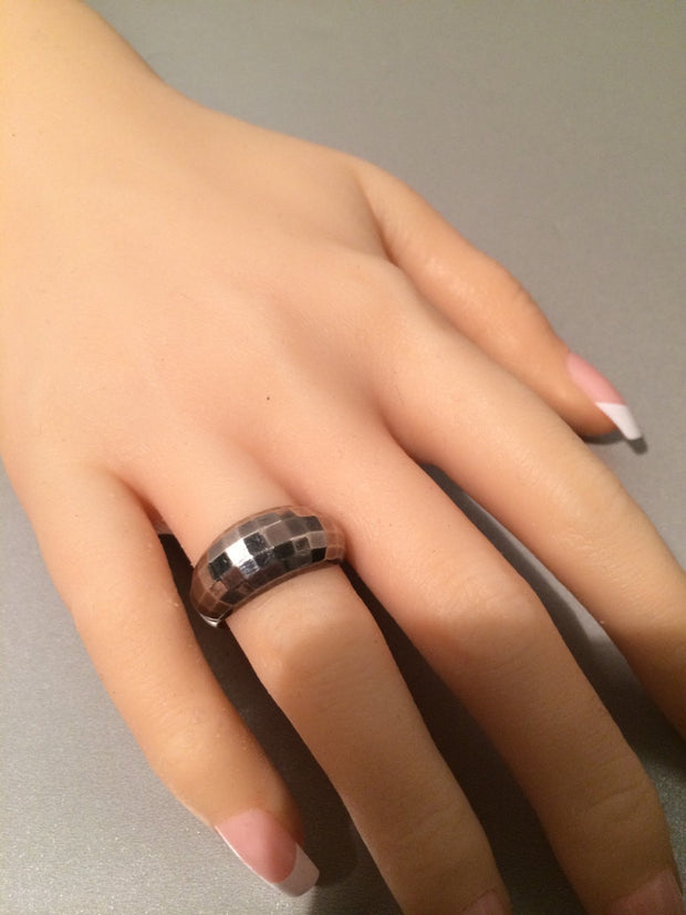 Sterling Silver Ring .925 shimmering prism cut SALE