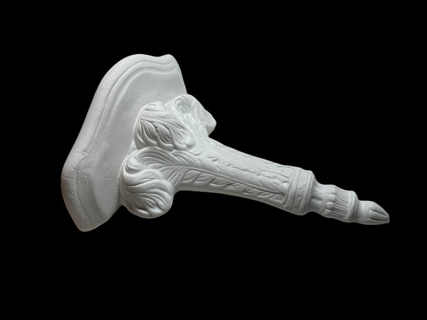 Elegant shabby chic wall scones/shelf in plaster vintage