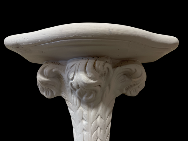 Elegant shabby chic wall scones/shelf in plaster vintage