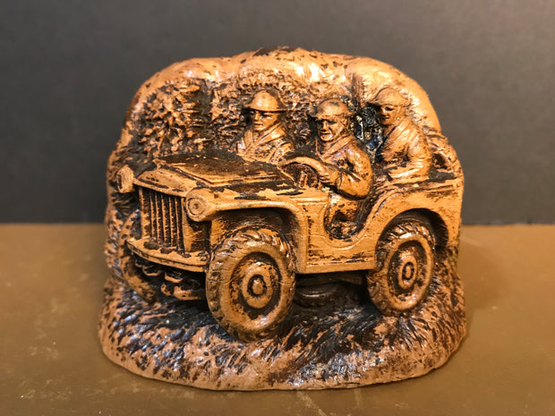 Syroco Wood WWII Collectable Army Jeep & Soldier’s In the Brush Figure 1940s Rare Vintage