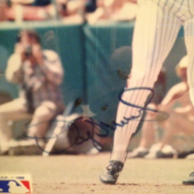 Darryl Strawberry, signed photo and ball